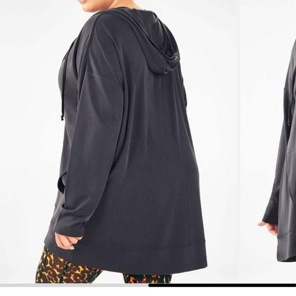 Fabletics ~ Athena Hooded Pullover II ~ Coal ~ size 2X - Picture 2 of 9